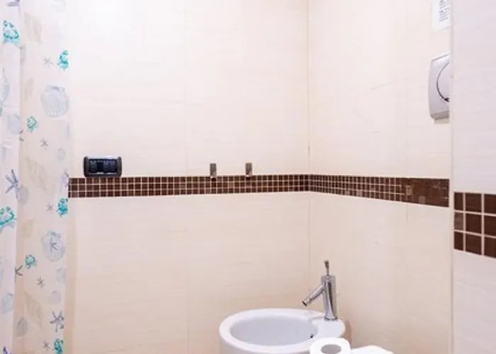Apartment 25